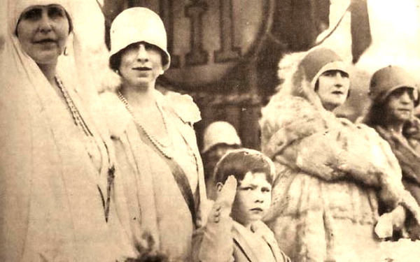 Imagini pentru regele mihai 1927